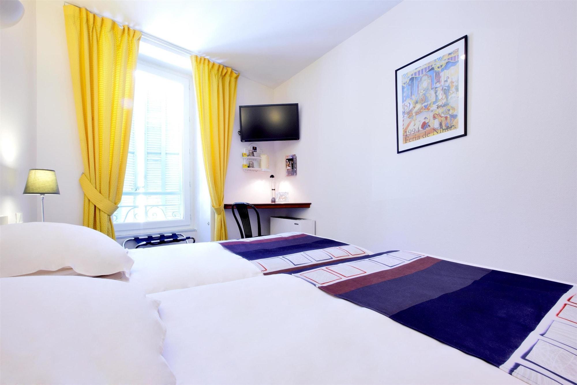 Kyriad Nimes Centre Екстериор снимка