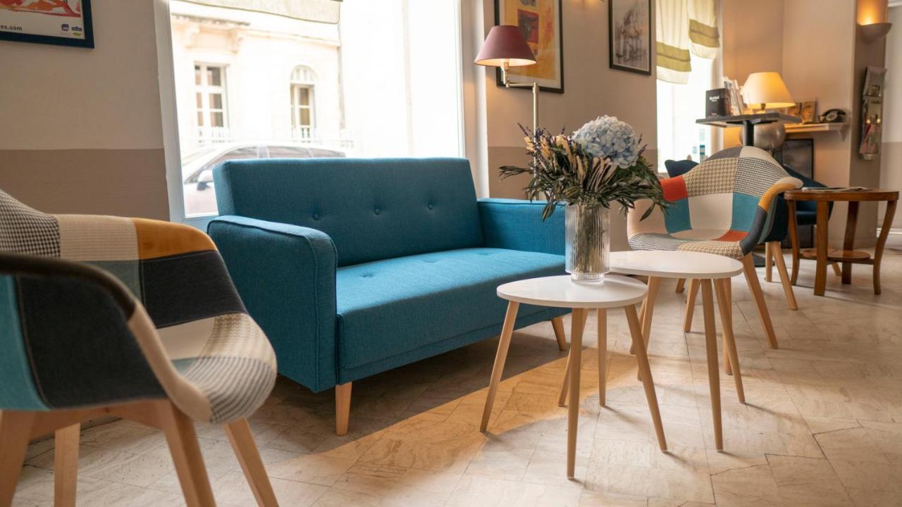 Kyriad Nimes Centre Екстериор снимка