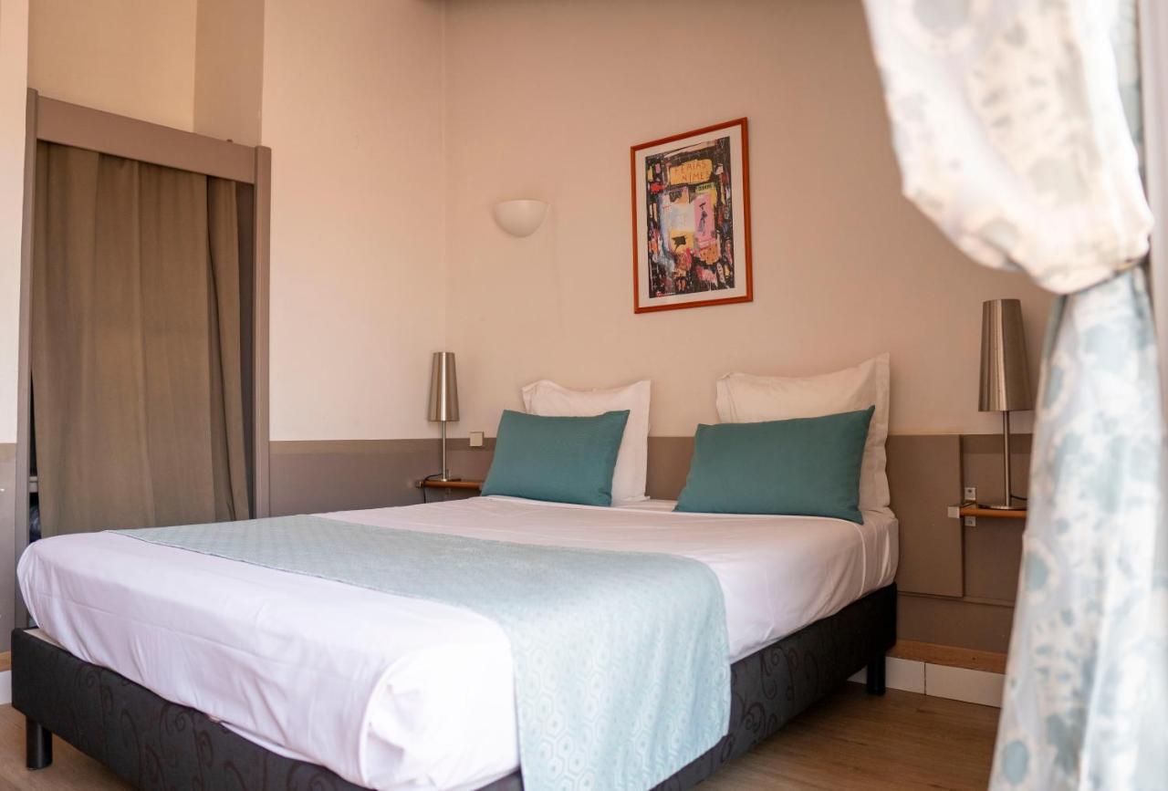 Kyriad Nimes Centre Екстериор снимка